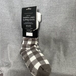 Mia & Tess Brown and White Sherpa Lined Slipper Socks